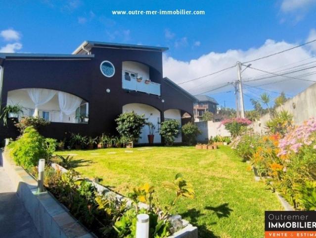 Maison 250 m²