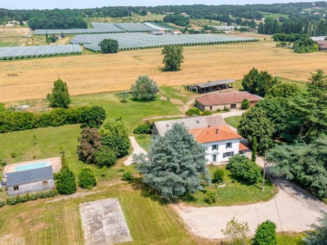Maison 250 m²