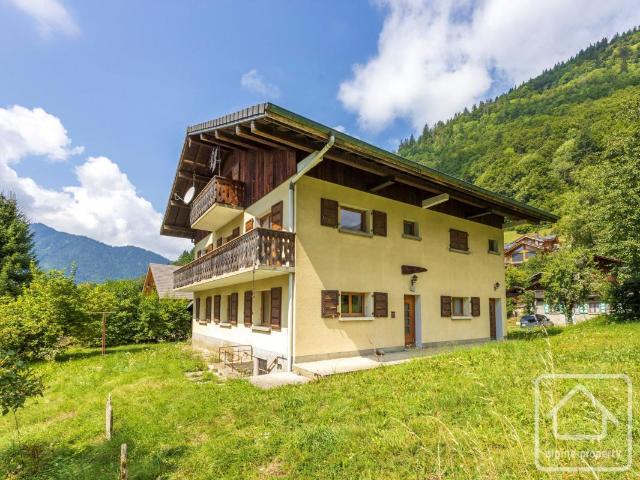 Maison 250 m²