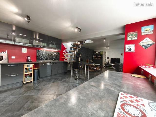 Maison 250 m² HENIN BEAUMONT