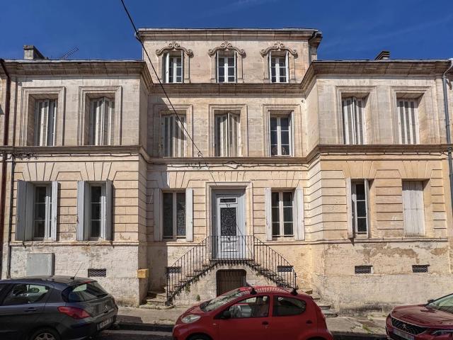 Maison 25 pièces 545 m²