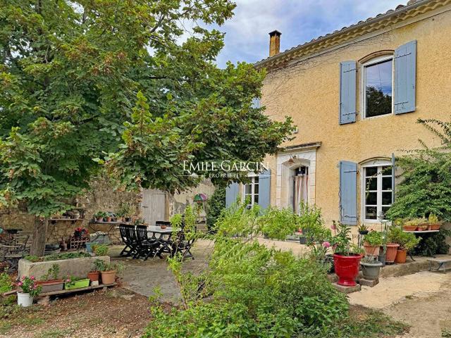 Maison 266 m2 Boulbon