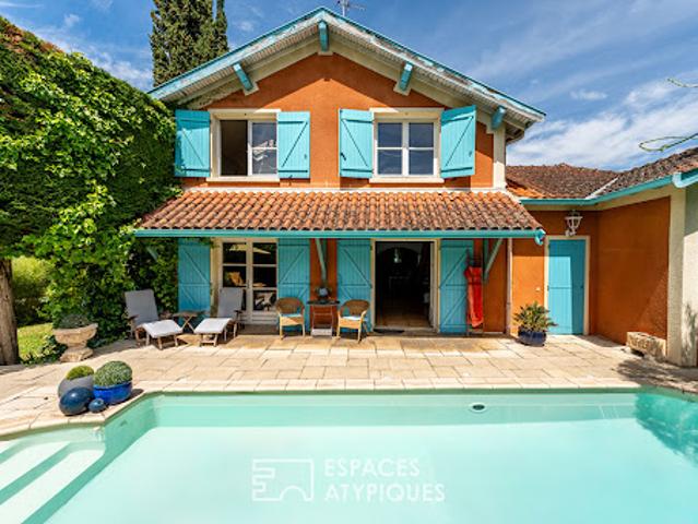 Maison avec piscine et jardin