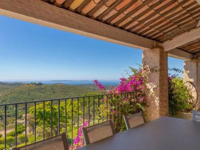 Maison 260 m2 BORMES LES MIMOSAS