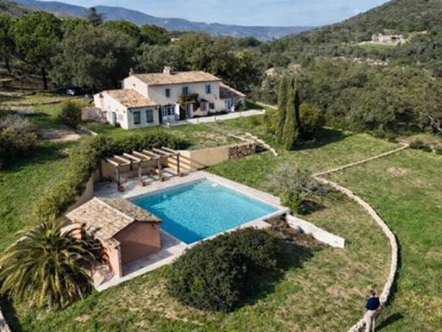 Maison 261 m2 PLAN DE LA TOUR