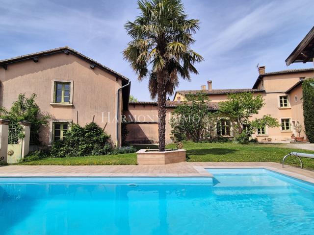 Maison 262 m2 10 pièces