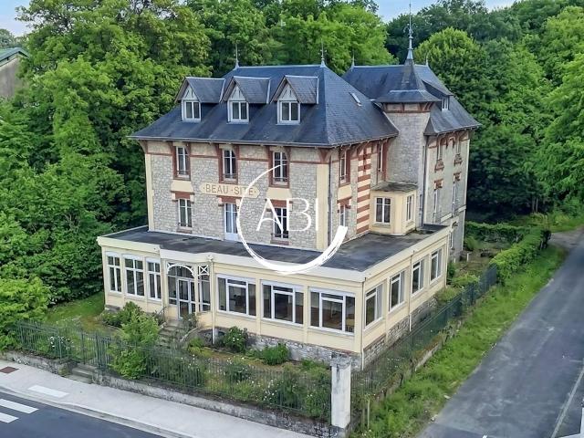 Maison 26 pièces 597 m²