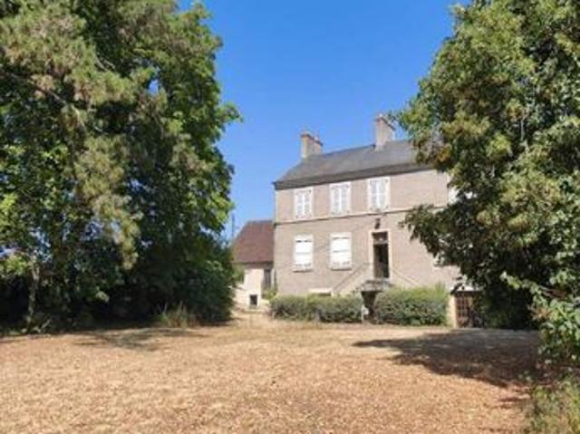 Maison 274 m² CHAMPVERT