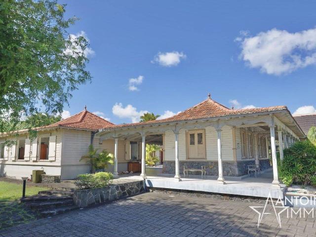 Maison 275 m2 Schoelcher