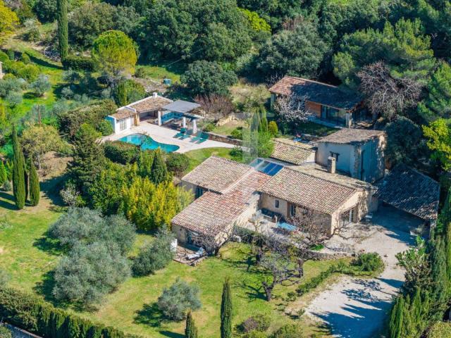 Maison 270 m2 La Roque sur Pernes