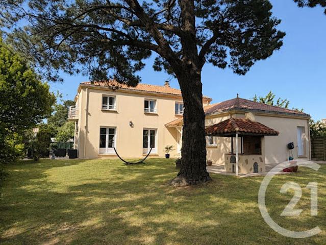 Maison avec jardin