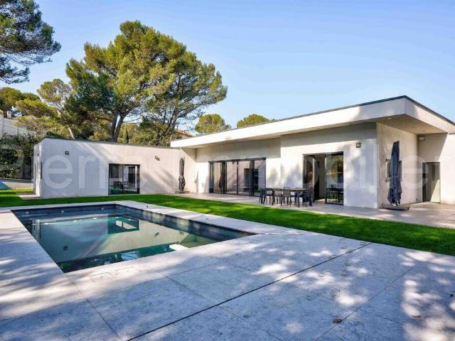 Maison 285 m2 Bouc Bel Air