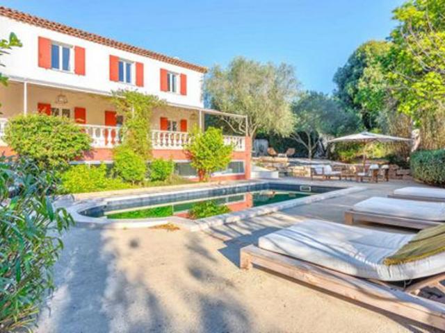 Maison 280 m2 STE MAXIME