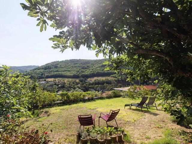 Maison 281 m2 Beaujeu
