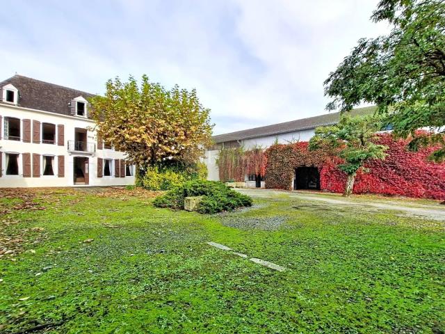 Maison 282m², piscine, atelier