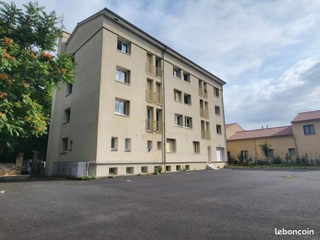 Maison 28 pièces 560 m²