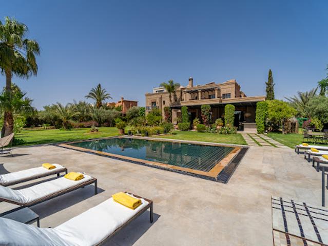 Maison avec jardin et terrasse