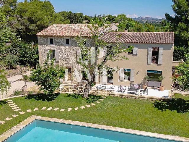 Maison 298 m2 Paradou