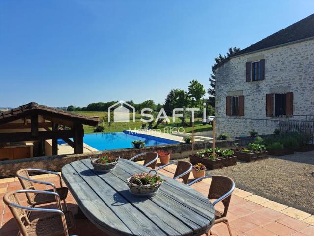 Maison 290m2 avec Gîte et piscine