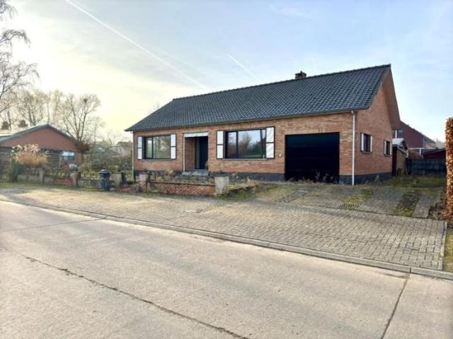 Maison 2 Ch à vendre à Opvelp