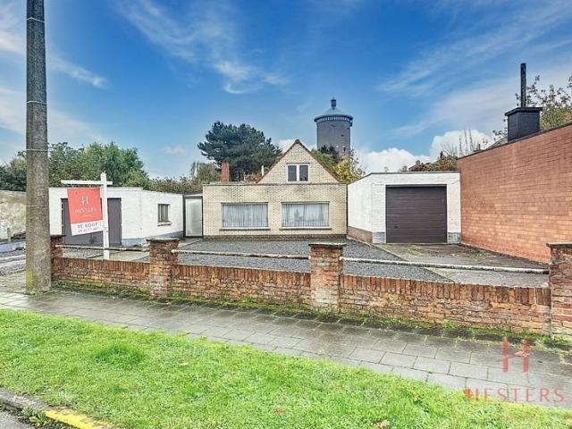 Maison 2 Ch à vendre à Zelzate