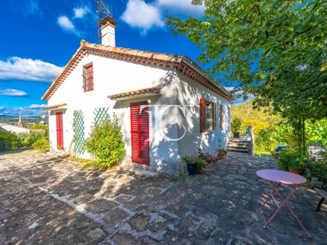 MAISON 2 CHAMBRES 1702M² DE TERRAIN CENTRE VILLAGE
