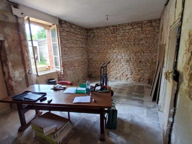 Maison 2 chambres avec jardin à rénover