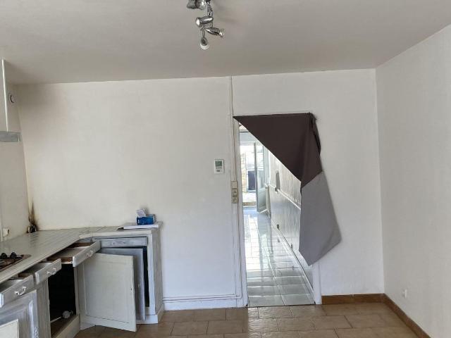 Maison 2 chambres avec un grand jardin