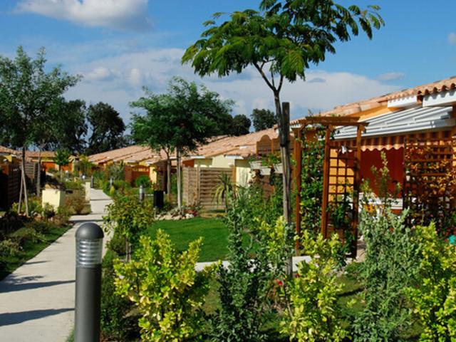 Maison 2 chambres Senioriales® de Rochefort du Gard + patio + parking Disponible immediatement