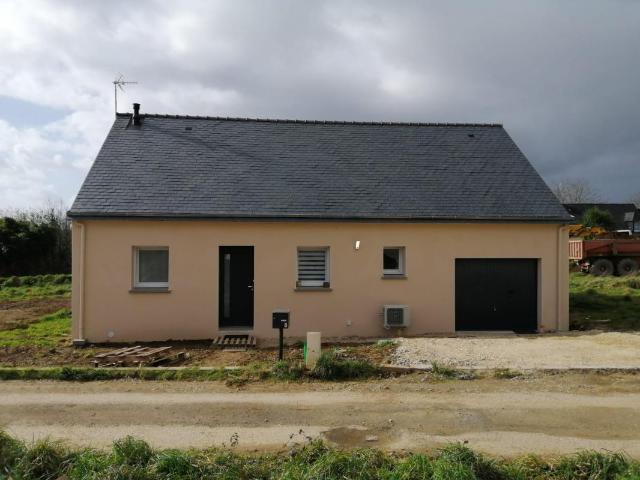 MAISON 2 CHAMBRES SUR LE FOLGOET