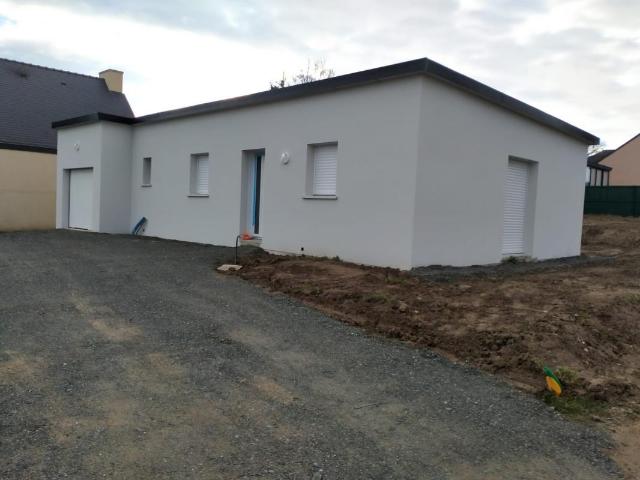 MAISON 2 CHAMBRES SUR PLOUENAN