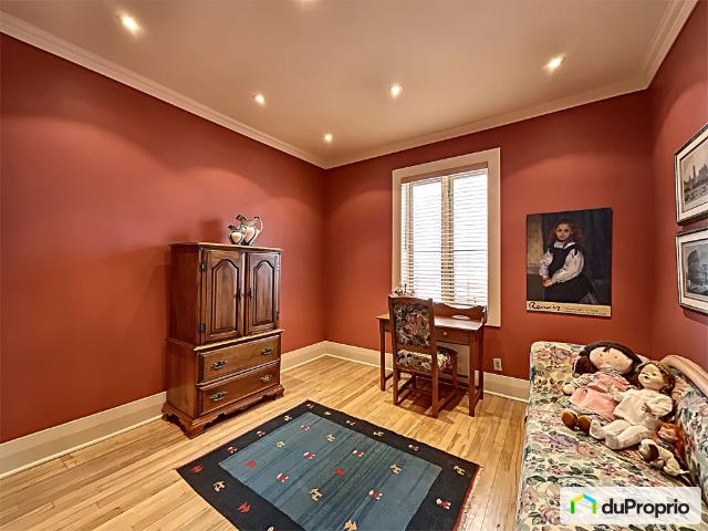 Maison 2 étages à vendre Côte des Neiges / Notre Dame de Grâce #1094