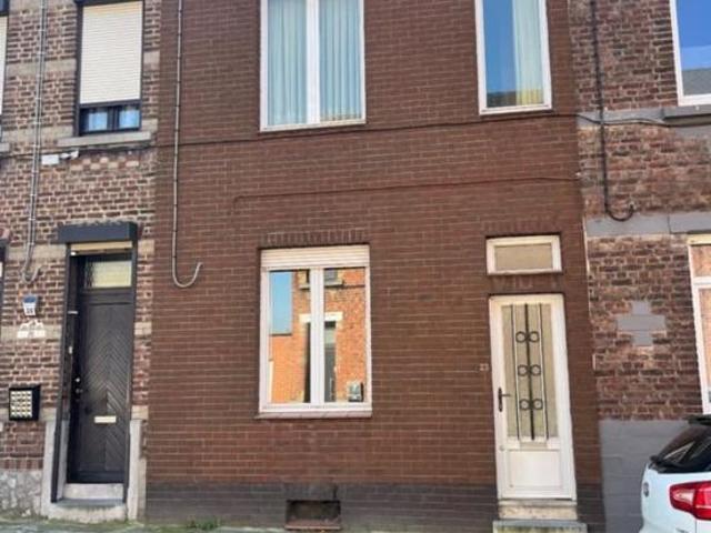 Maison 2 façades, 2 chambres avec jardin