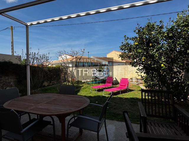MAISON 2 FACES AVEC JARDIN ET GARAGE
