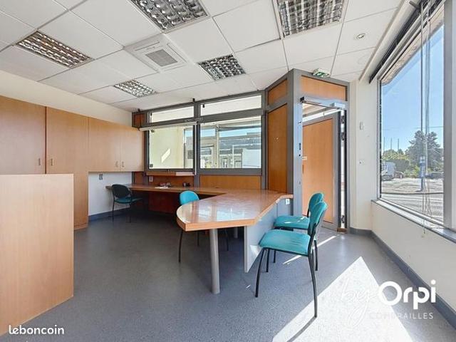 Maison 2 pièces 104 m²