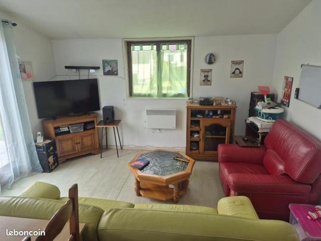 Maison 2 pièces 104 m²