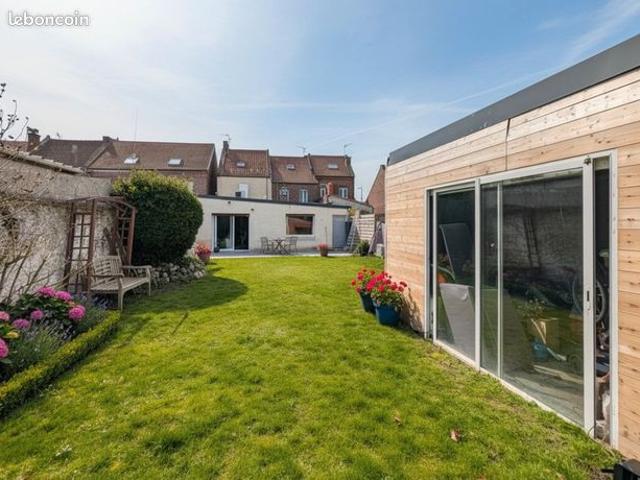 Maison 2 pièces 100 m²