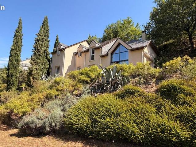 Maison 2 pièces 100 m²