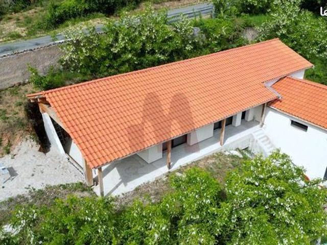 Maison 2 pièces 110 m²
