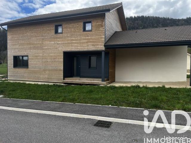 Maison 2 pièces 126 m²