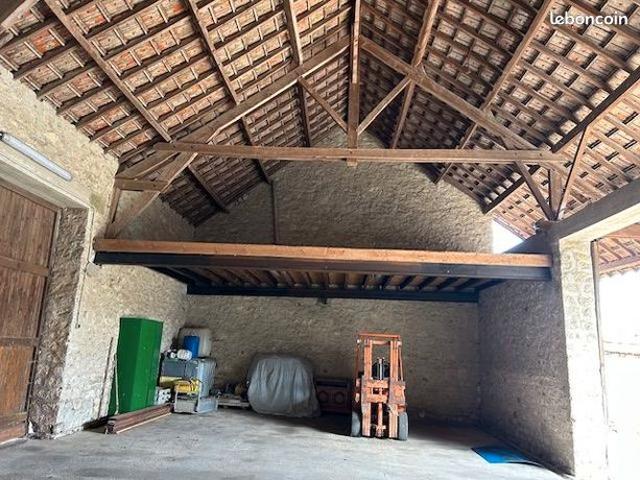 Maison 2 pièces 135 m²