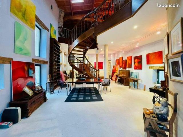Maison 2 pièces 138 m²