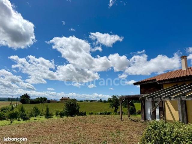 Maison 2 pièces 139 m²