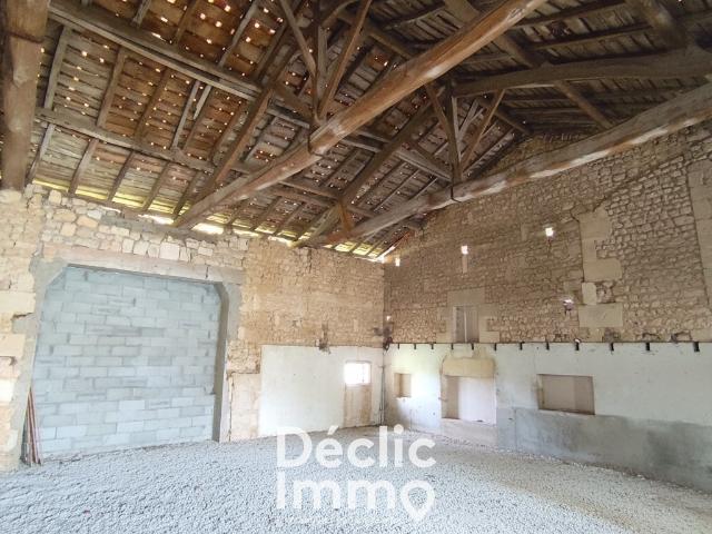 Maison 2 pièces 145 m²