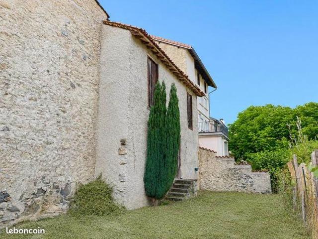 Maison 2 pièces 148 m²