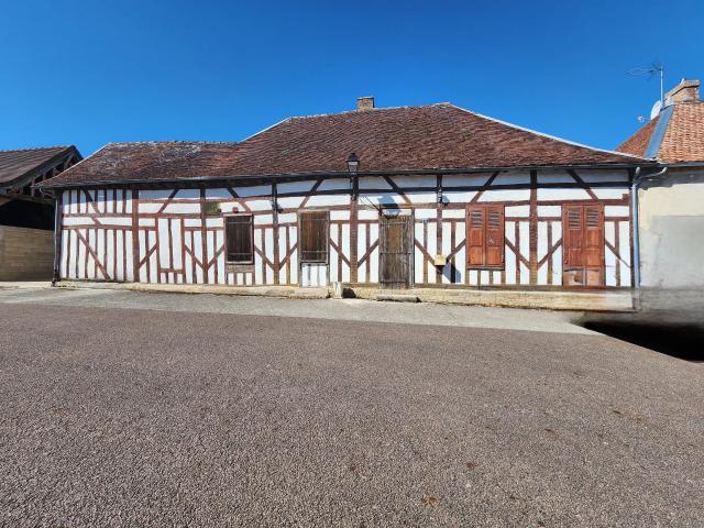 Maison 2 pièces 140 m²