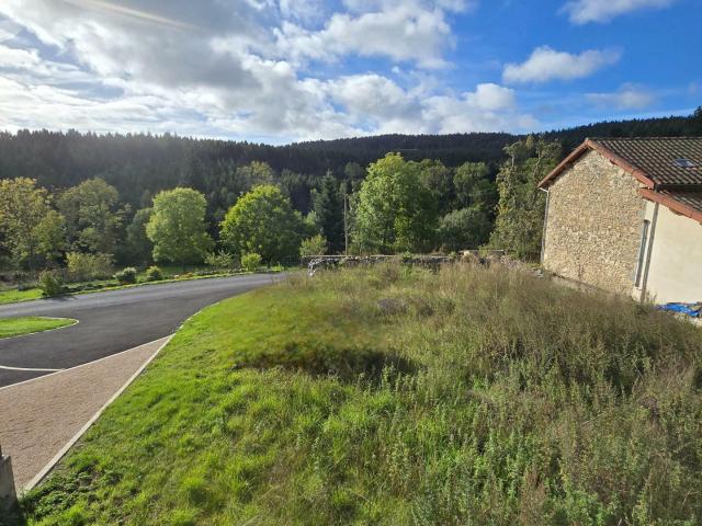 Maison 2 pièces 156 m²