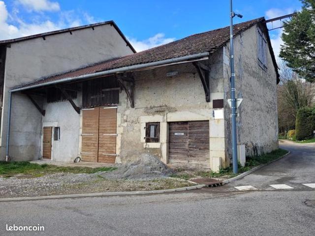 Maison 2 pièces 156 m²