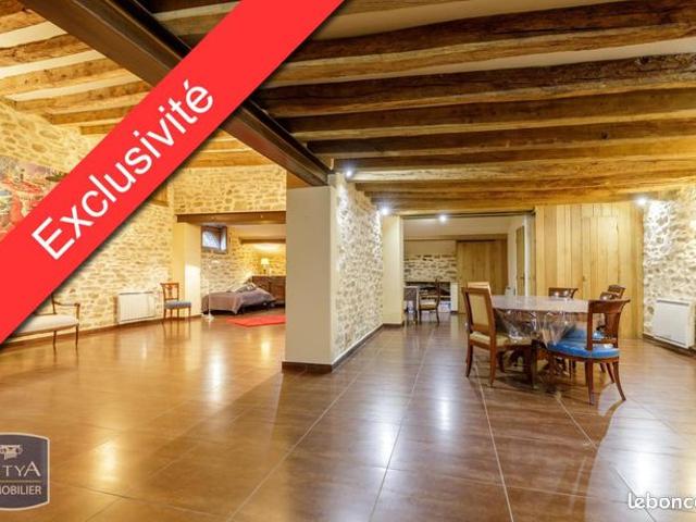 Maison 2 pièces 165 m²