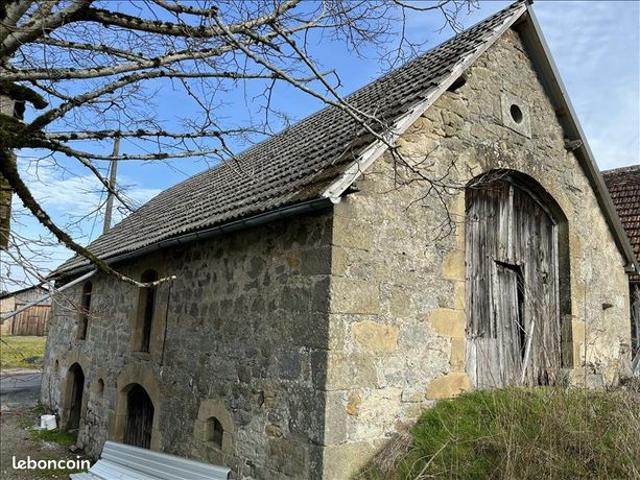 Maison 2 pièces 166 m²